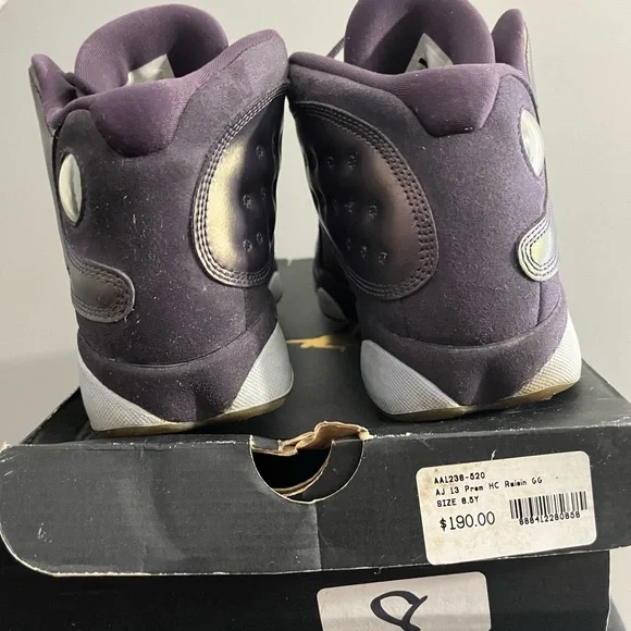 Air Jordan 13 Retro Sneakers - Picture 3 of 6